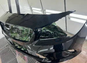 Wyciąganie wgnieceń bez lakierowania (metoda PDR)