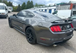 kupno samochodu z USA